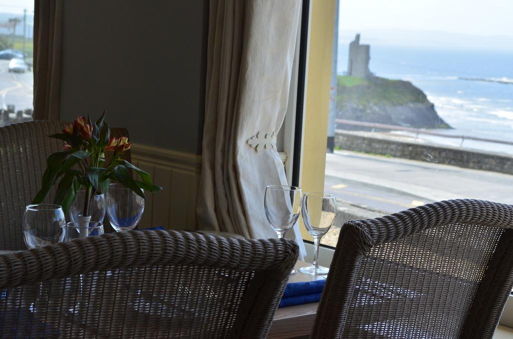 The Cliff House Hotel Баллибанион Экстерьер фото